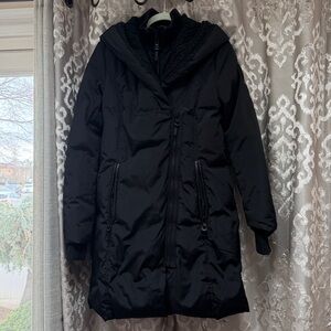 RUDSAK Black Quilted Puffer Jacket Size Medium